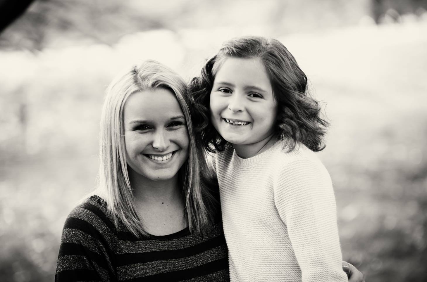 Ebby L Photography BlogFrazier Sisters - Ebby L Photography Blog