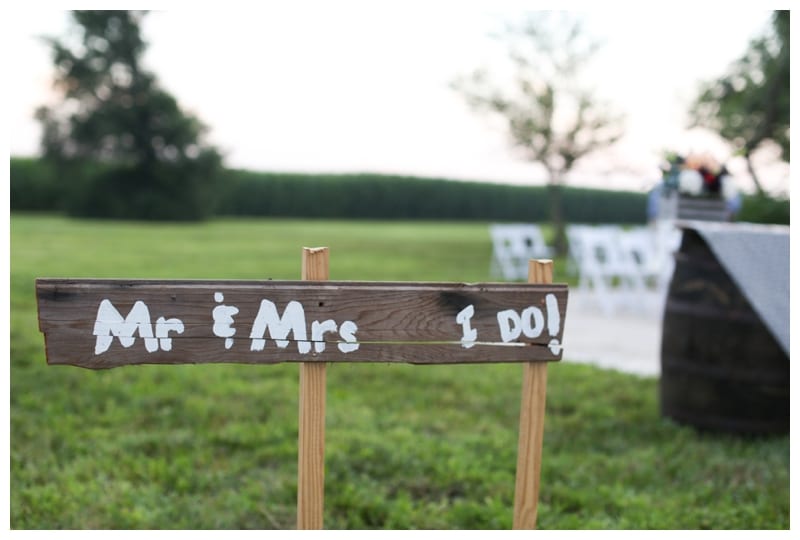 A Rustic Barn Wedding and Reception at Engelbrecht Farm in Paxton, IL by Ebby L Photography