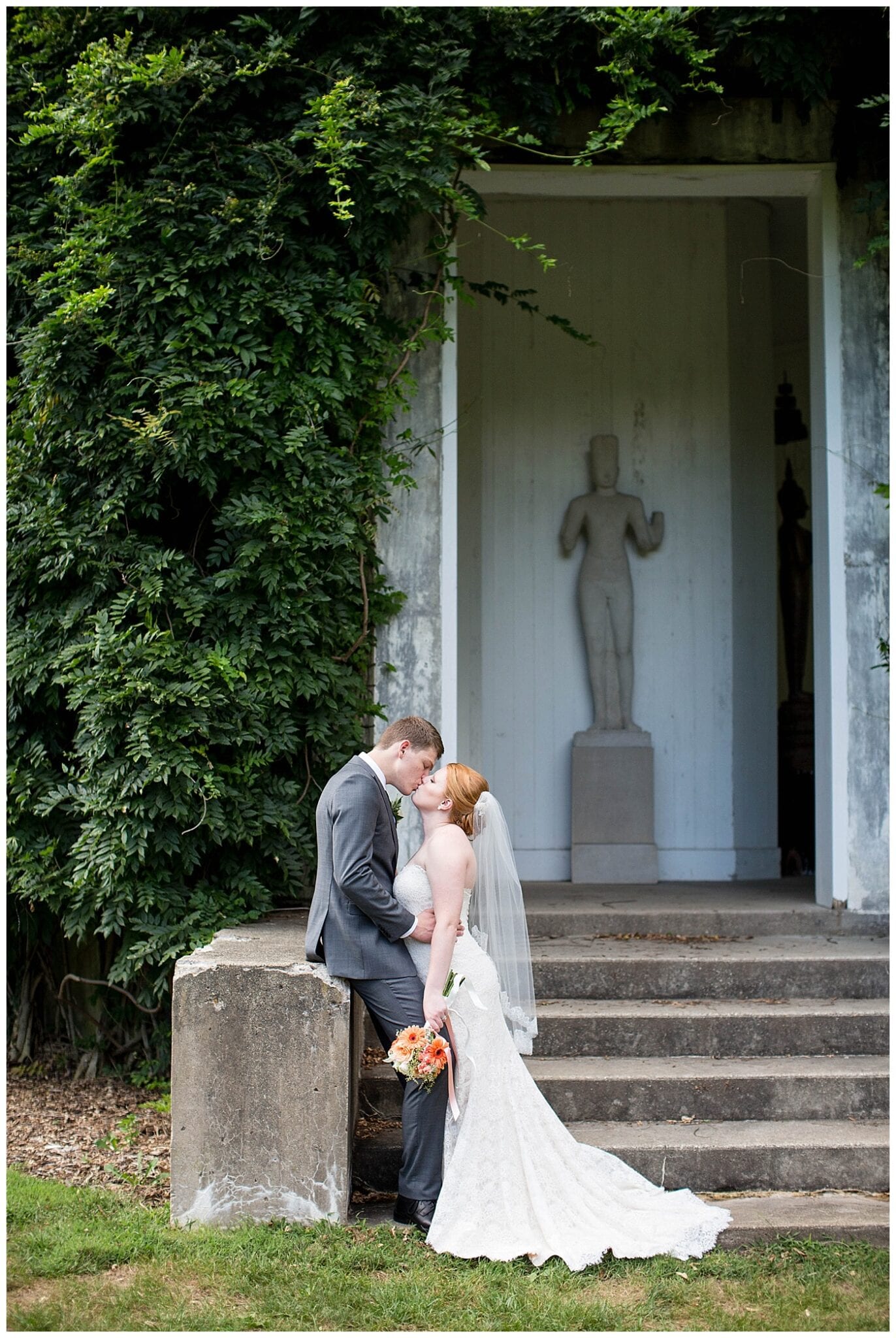 Classic-Pink-and-Gray-Wedding-Allerton-Mansion-Photos_2270