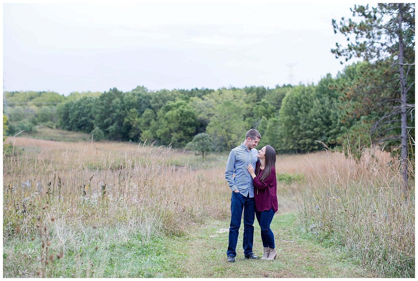 fall-engagement-session-at-veterans-acres-park-crystal-lake-il-photos_2558
