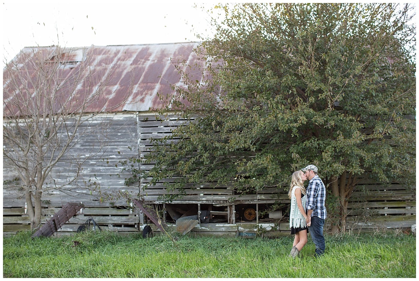 country-sunset-couple-engagement-tuscola-il_2730