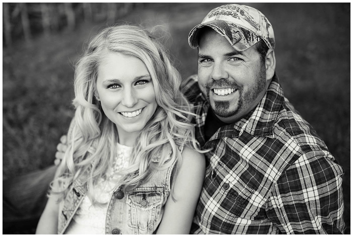 country-sunset-couple-engagement-tuscola-il_2739