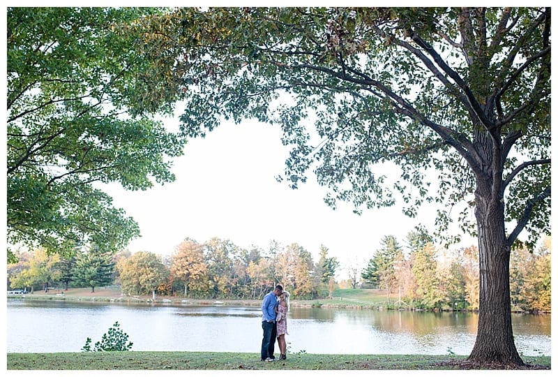 lake-of-the-woods-engagement-session-photos_0137