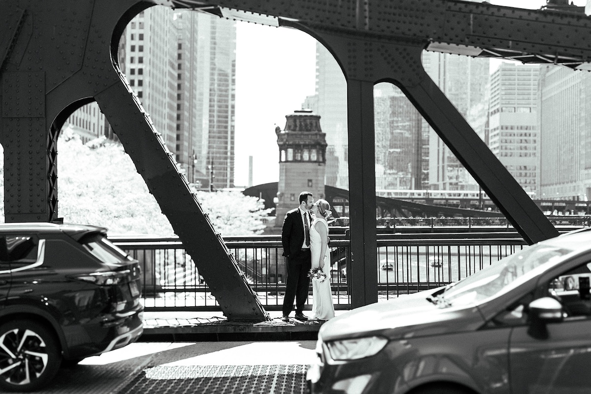 City-Hall-Chicago-Elopement-Ebby-L-Photography-Photos